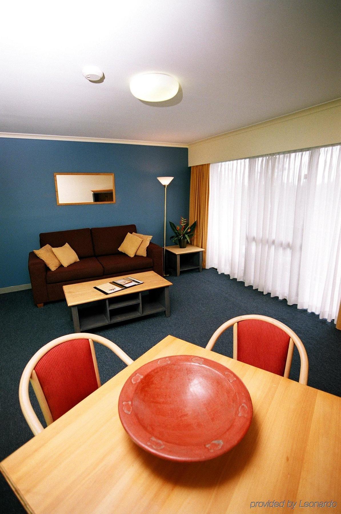 Mt Ommaney Hotel Apartments Brisbane Zimmer foto