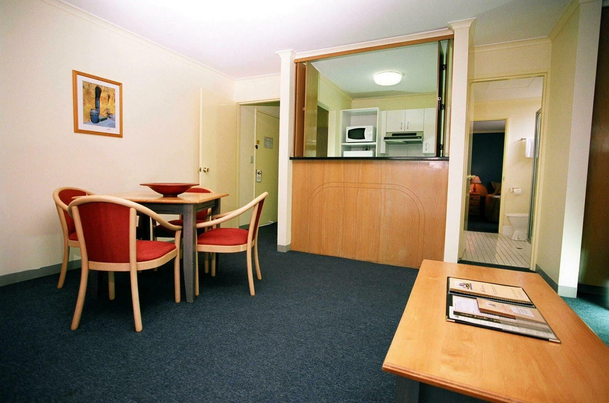 Mt Ommaney Hotel Apartments Brisbane Zimmer foto