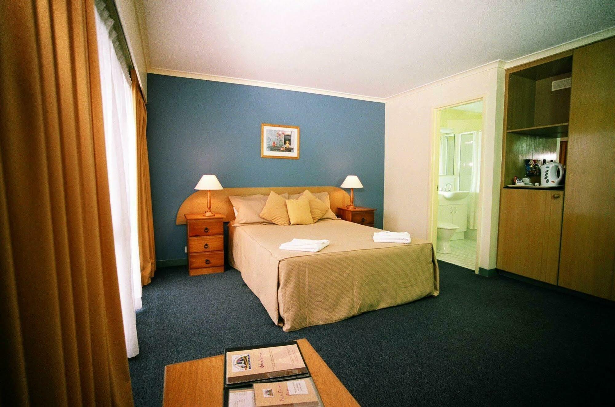 Mt Ommaney Hotel Apartments Brisbane Zimmer foto
